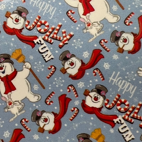 Frosty the Snowman Throw Blanket - Picture 3 of 6